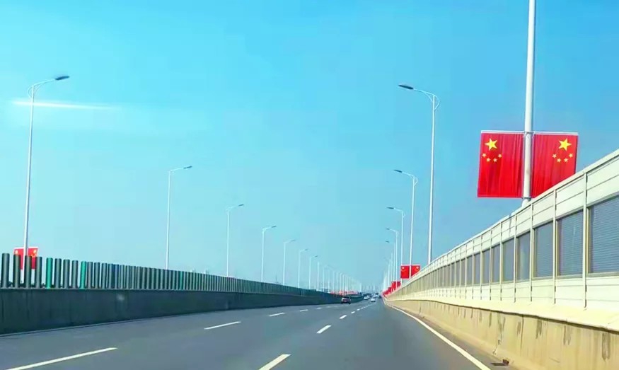 【為群眾辦實(shí)事】迎國慶！南昌城投運(yùn)管公司彰顯國企擔(dān)當(dāng) 做好“穩(wěn)安全、保暢通、強(qiáng)服務(wù)”工作